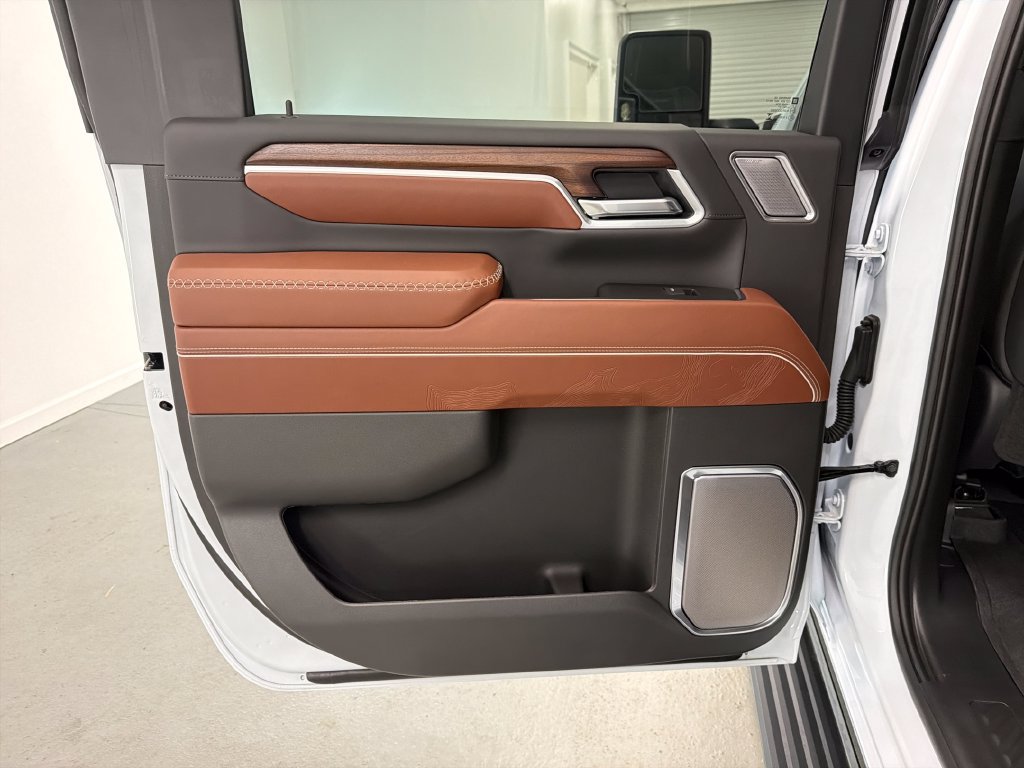 New 2026 GMC Sierra 3500 Denali Ultimate AWD/4WD image 12