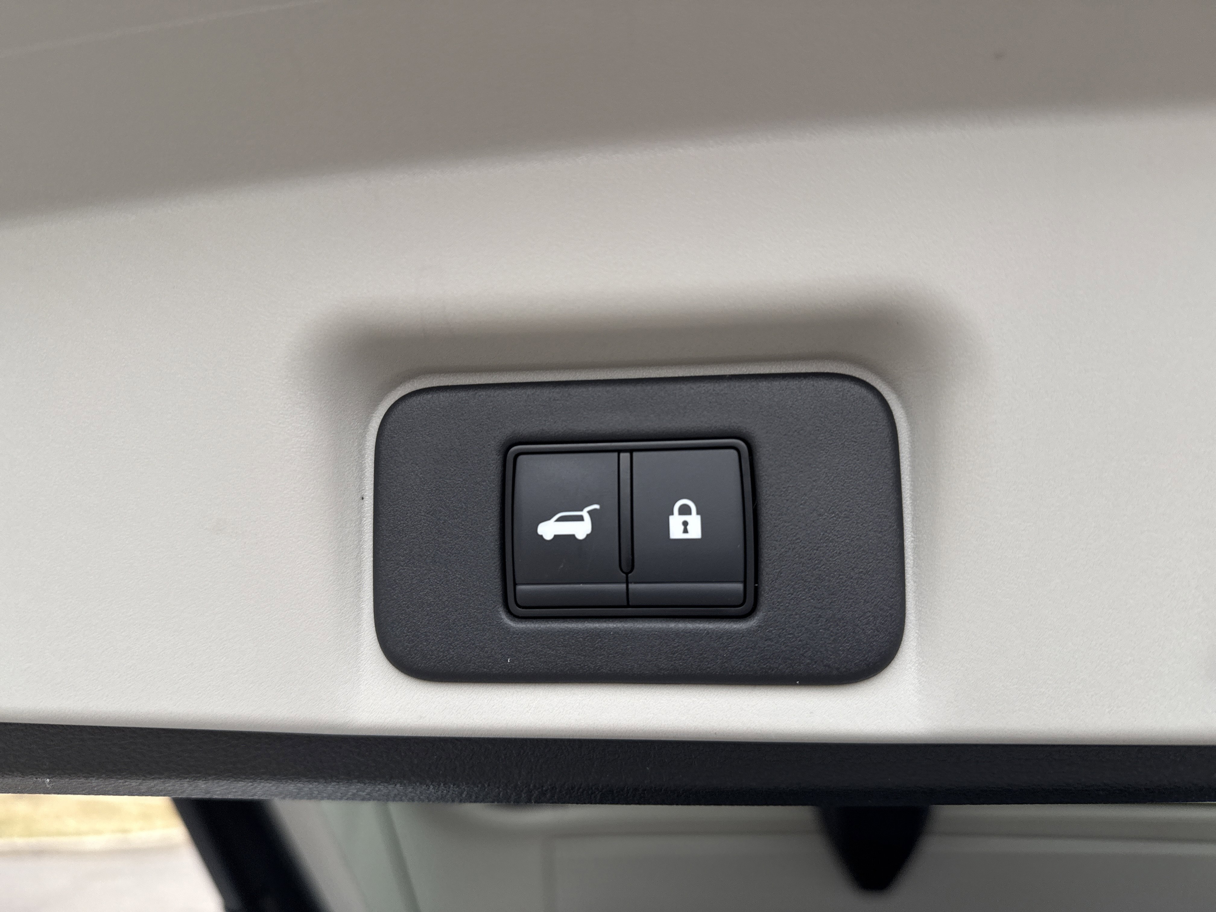 Certified 2024 Nissan Ariya AWD image 13