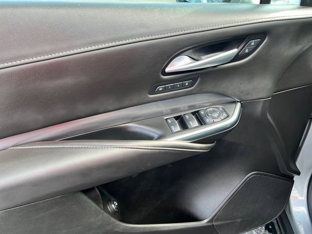 Used 2025 Cadillac XT4 Premium Luxury FWD image 13