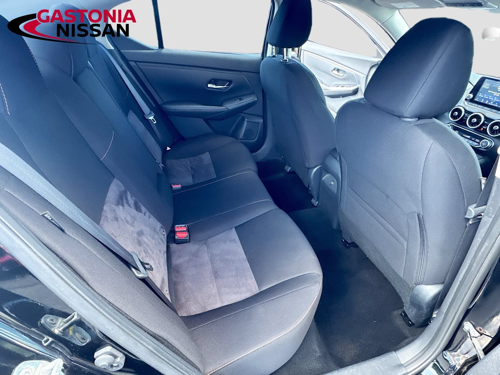 Used 2023 Nissan Sentra SR w/ Electronics Package FWD image 33