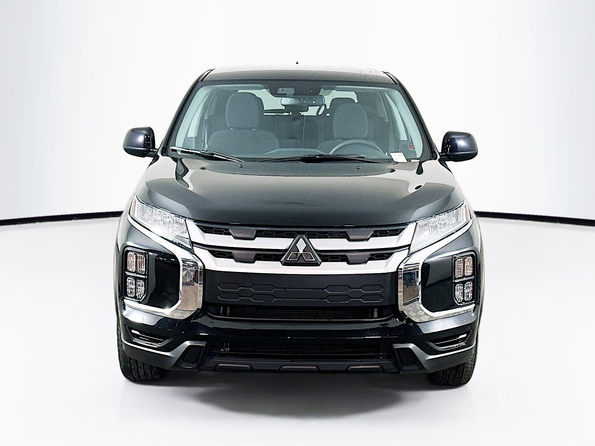 Used 2025 Mitsubishi Outlander Sport ES image 2