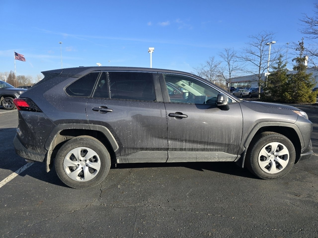 Used 2024 Toyota RAV4 LE image 8
