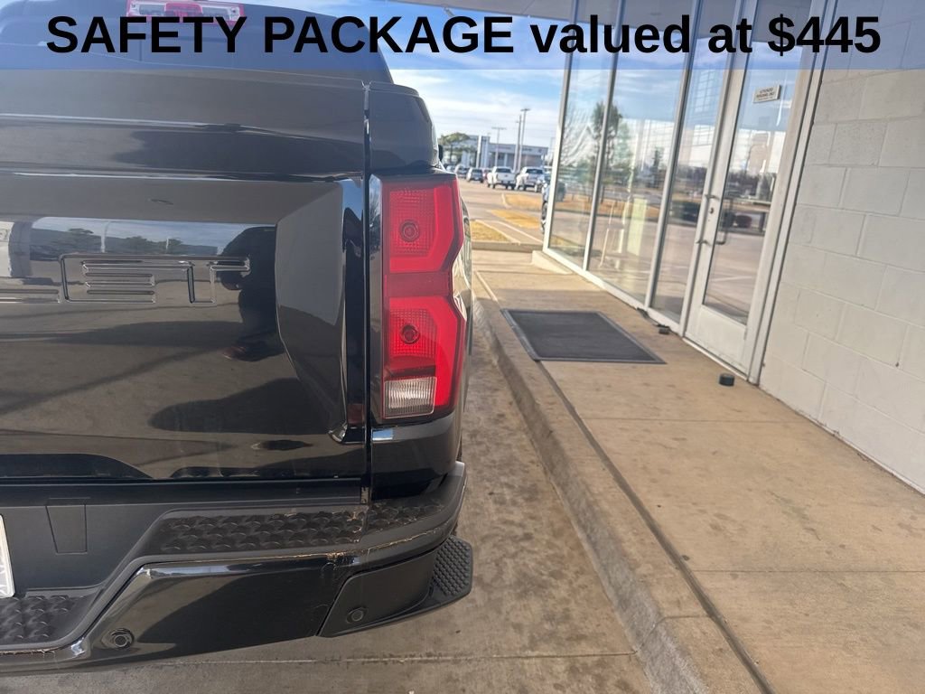 Used 2023 Chevrolet Colorado Z71 w/ Z71 Convenience Package 2 image 7