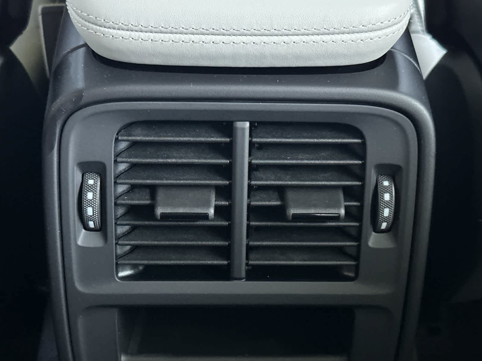 New 2026 Porsche Taycan AWD/4WD image 14