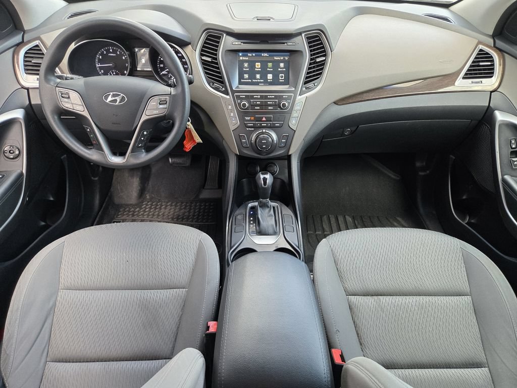 Used 2017 Hyundai Santa Fe SE AWD/4WD image 22