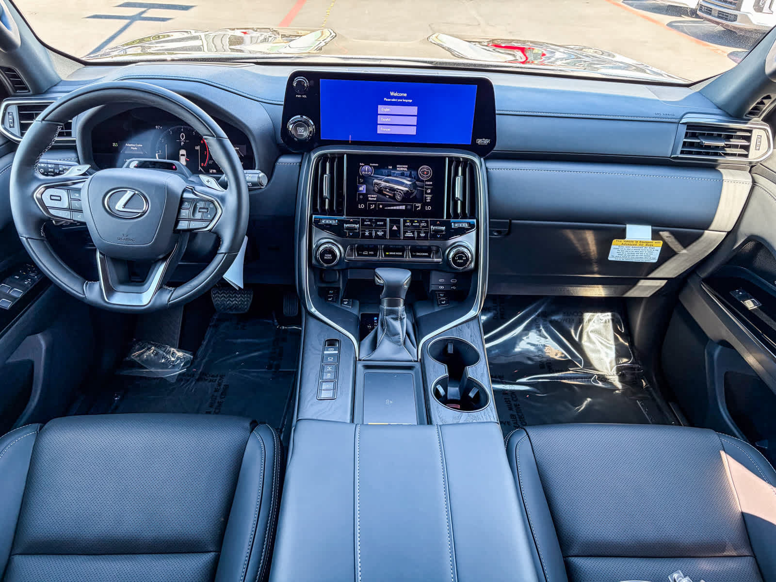 New 2026 Lexus LX 600 4WD w/ Luxury Package image 13