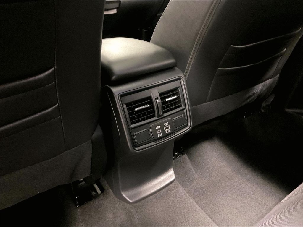 Used 2025 Subaru Forester Premium AWD/4WD image 29