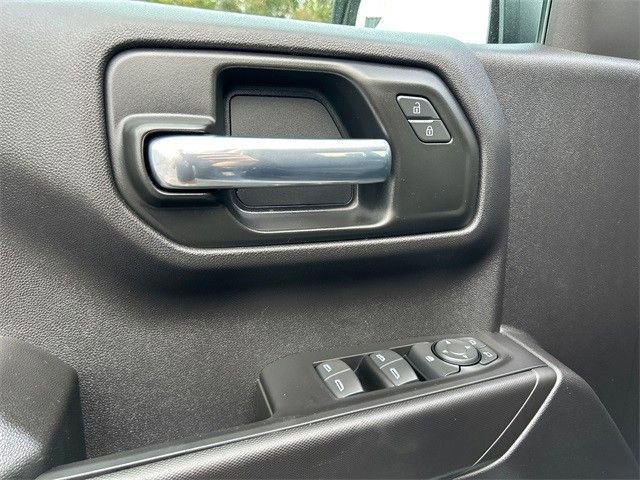 Used 2024 Chevrolet Silverado 1500 Custom Trail Boss w/ LPO, Dark Essentials Package image 18