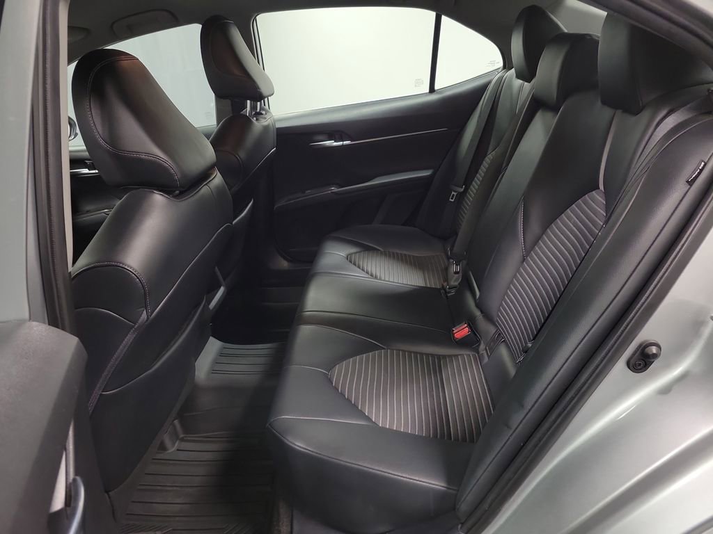 Used 2021 Toyota Camry SE FWD image 23
