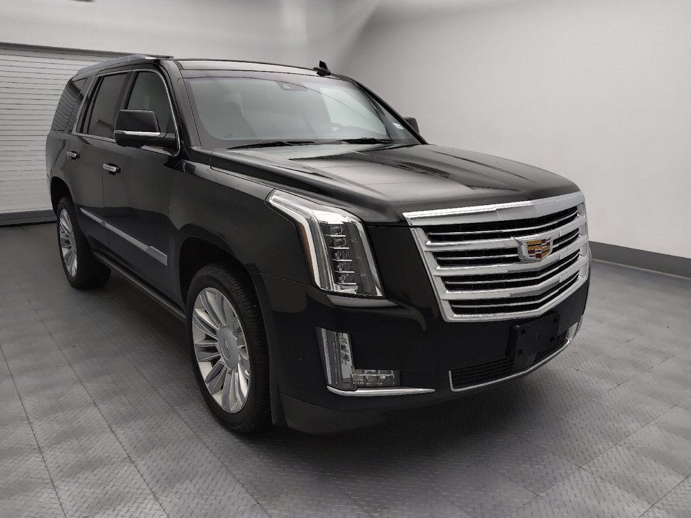 Used 2018 Cadillac Escalade Platinum AWD/4WD image 13