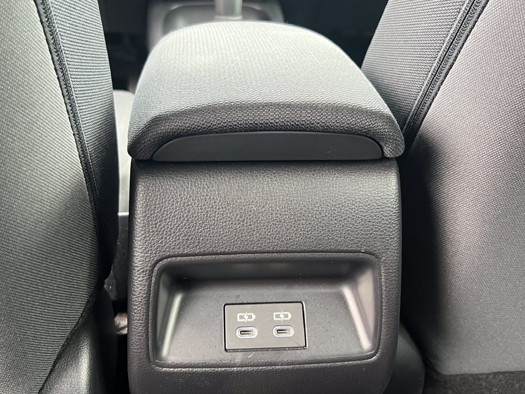Used 2025 Toyota Corolla LE FWD image 13