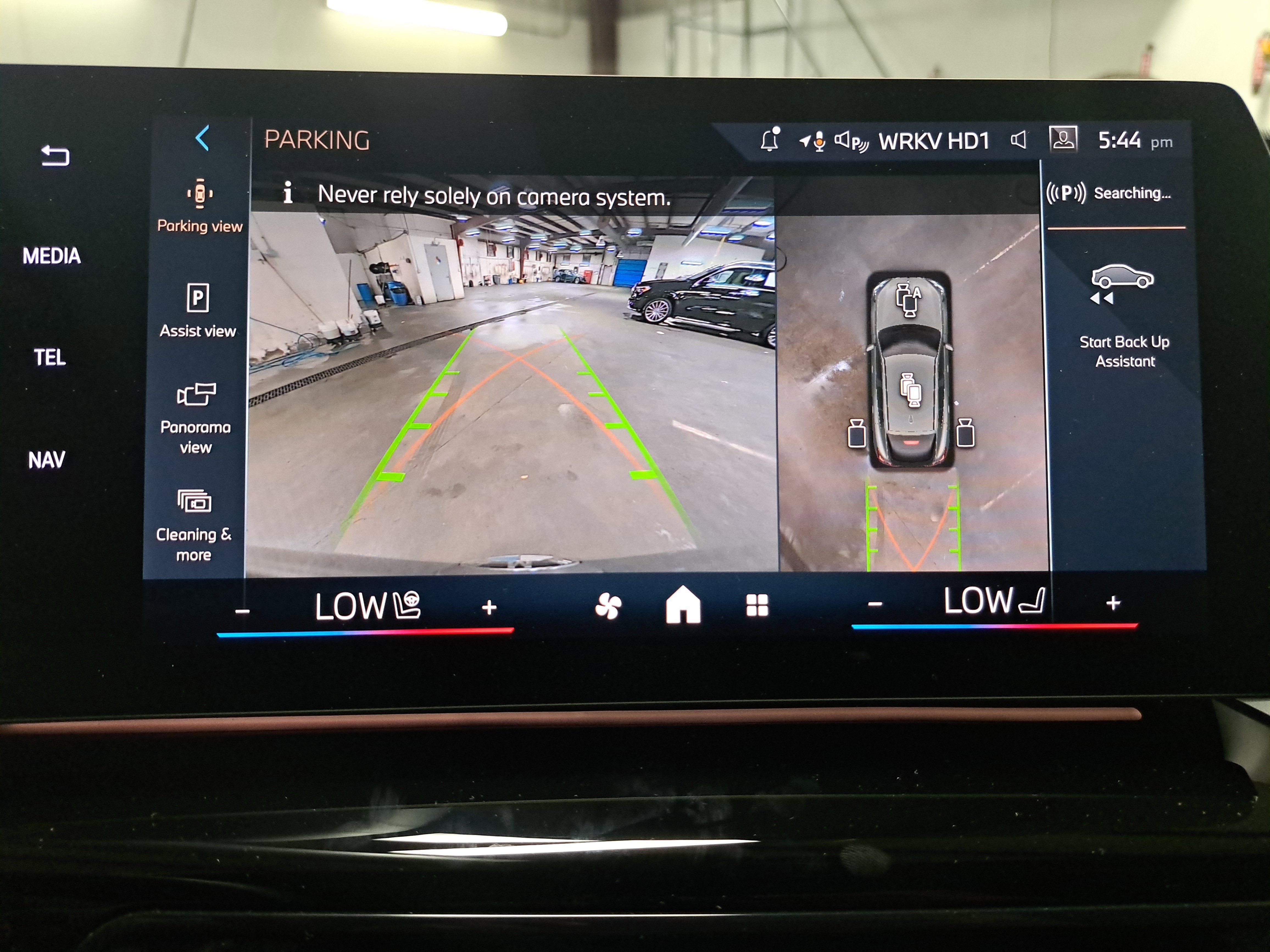 New 2026 BMW X2 xDrive28i w/ Technology Package AWD/4WD image 24