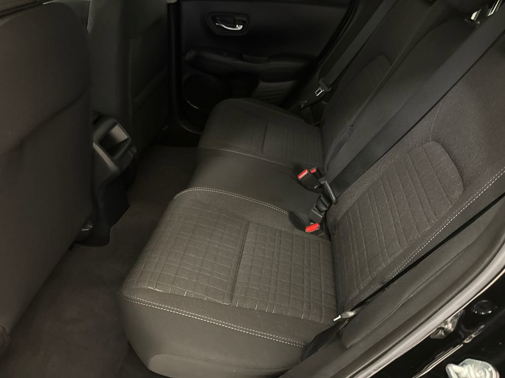 Certified 2025 Honda HR-V LX image 16