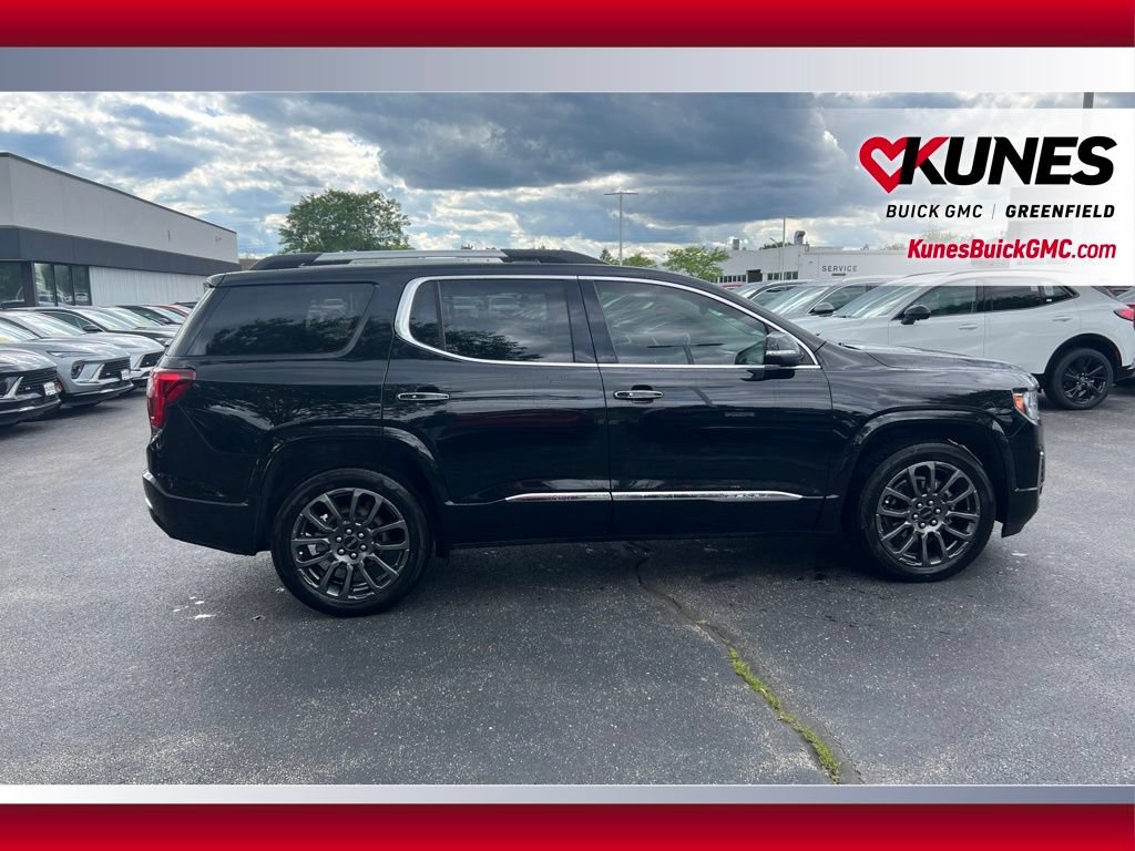 Used 2022 GMC Acadia Denali w/ Black Diamond Edition AWD/4WD image 4