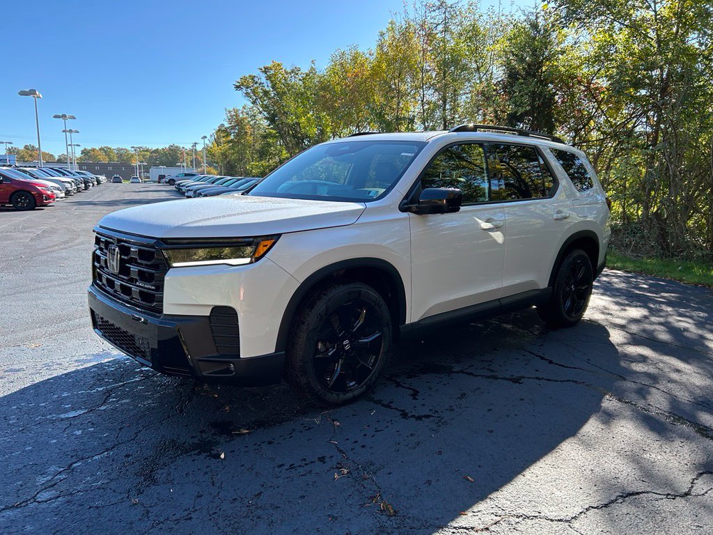 New 2026 Honda Pilot Black Edition image 7