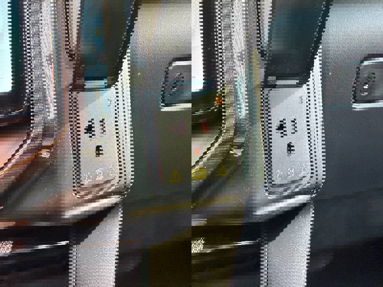 New 2025 Ford F150 Lightning Platinum image 58