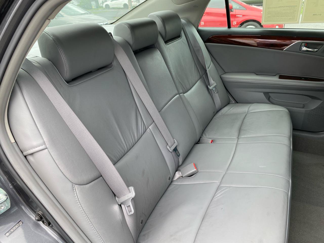 Used 2010 Toyota Avalon FWD image 8