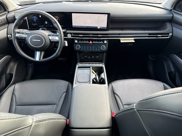 Used 2025 Hyundai Tucson Limited image 18