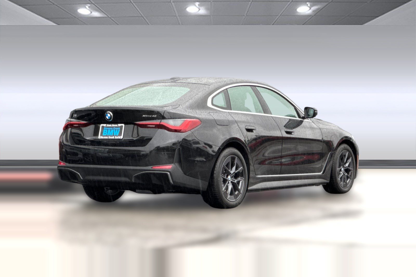 Used 2026 BMW i4 xDrive40i w/ Premium Package AWD/4WD image 9