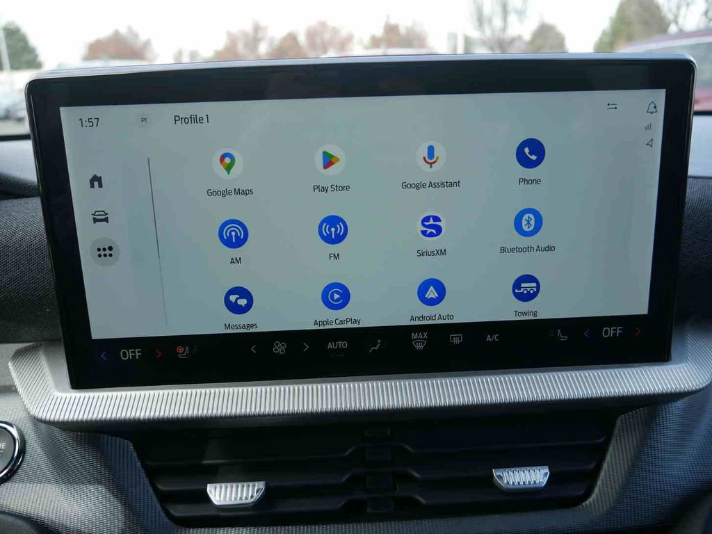 Used 2025 Ford Explorer ST-Line image 33