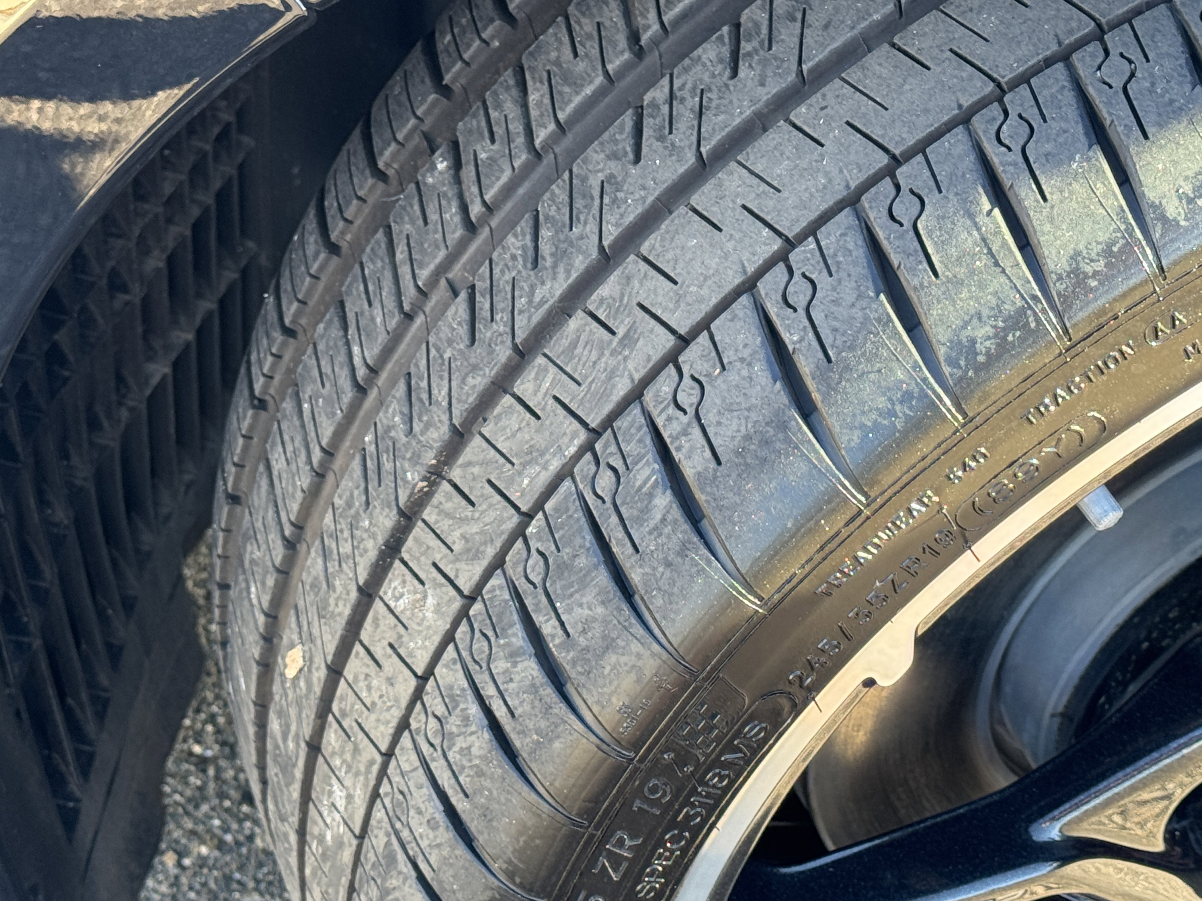 Used 2024 Chevrolet Corvette Stingray Premium Conv image 13