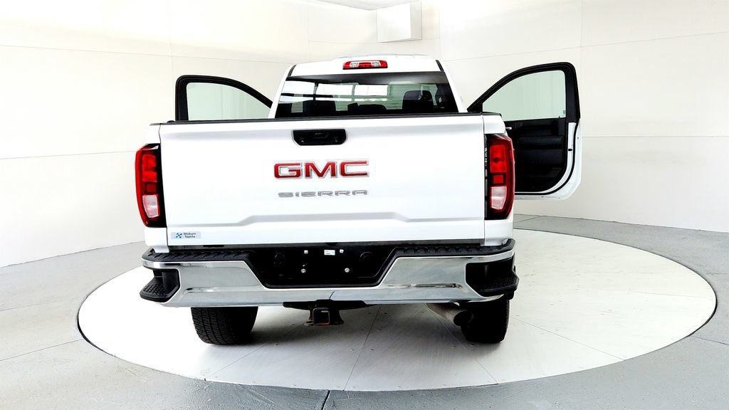Used 2024 GMC Sierra 2500 Pro w/ Convenience Package AWD/4WD image 11