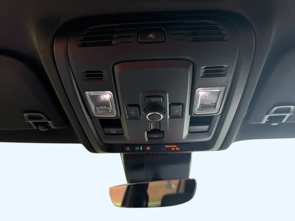 New 2025 Chevrolet Tahoe Premier AWD/4WD image 27
