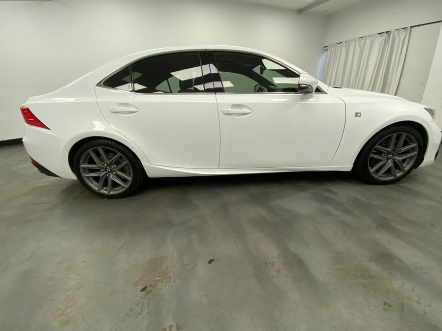 Used 2018 Lexus IS 300 AWD image 5
