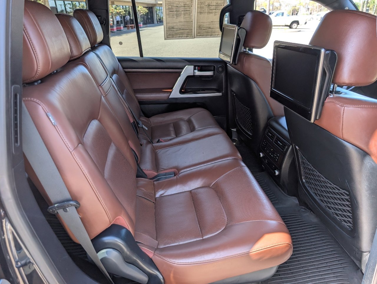 Used 2021 Toyota Land Cruiser image 5