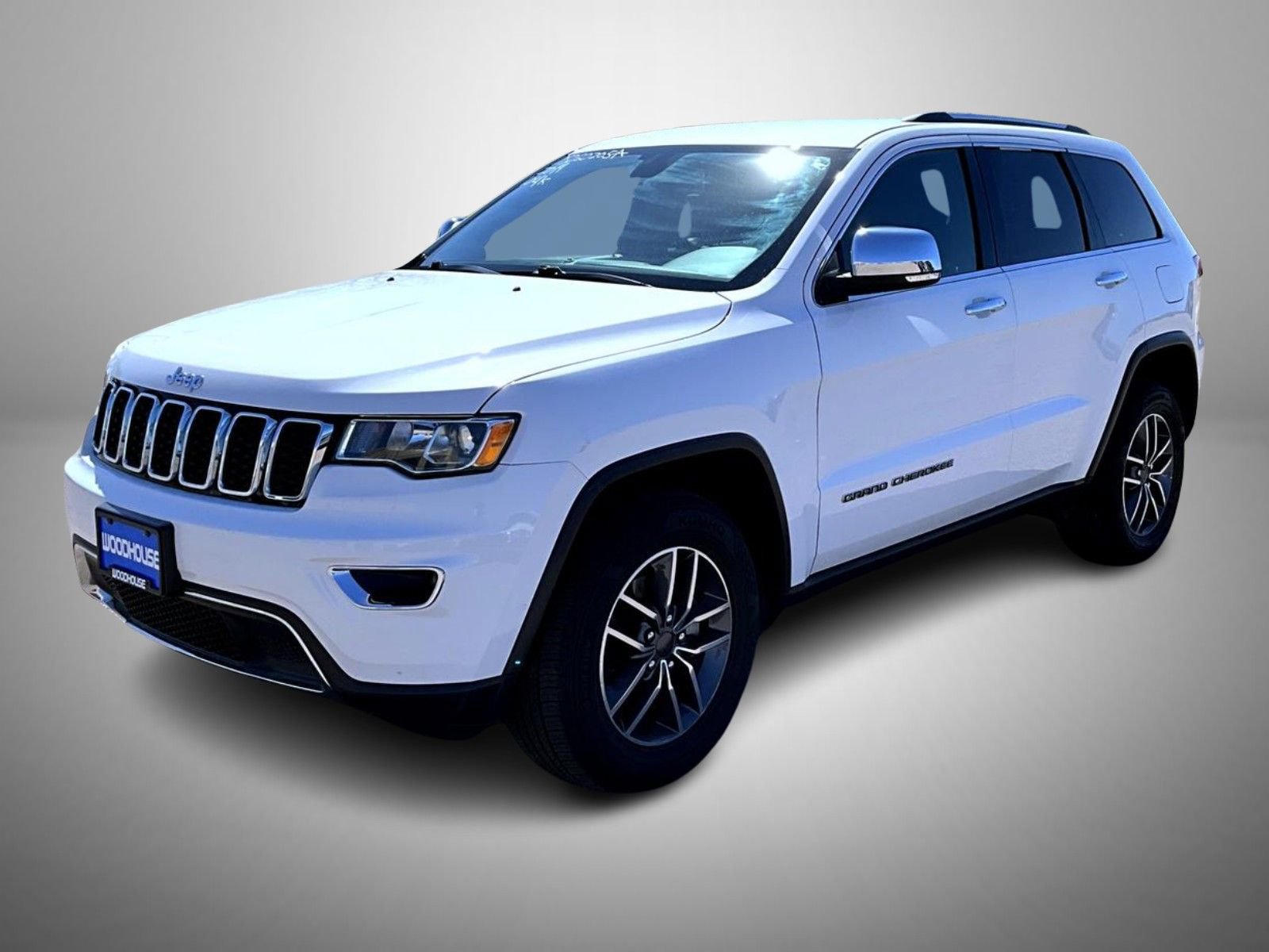 Used 2019 Jeep Grand Cherokee Limited AWD/4WD image 1