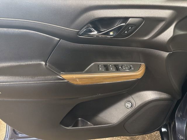Used 2019 GMC Acadia SLE w/ Driver Alert Package I AWD/4WD image 10