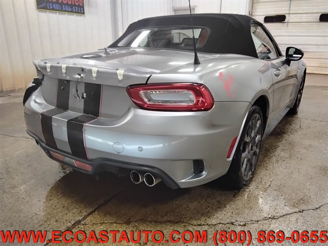 Used 2017 FIAT 124 Spider Abarth RWD image 3