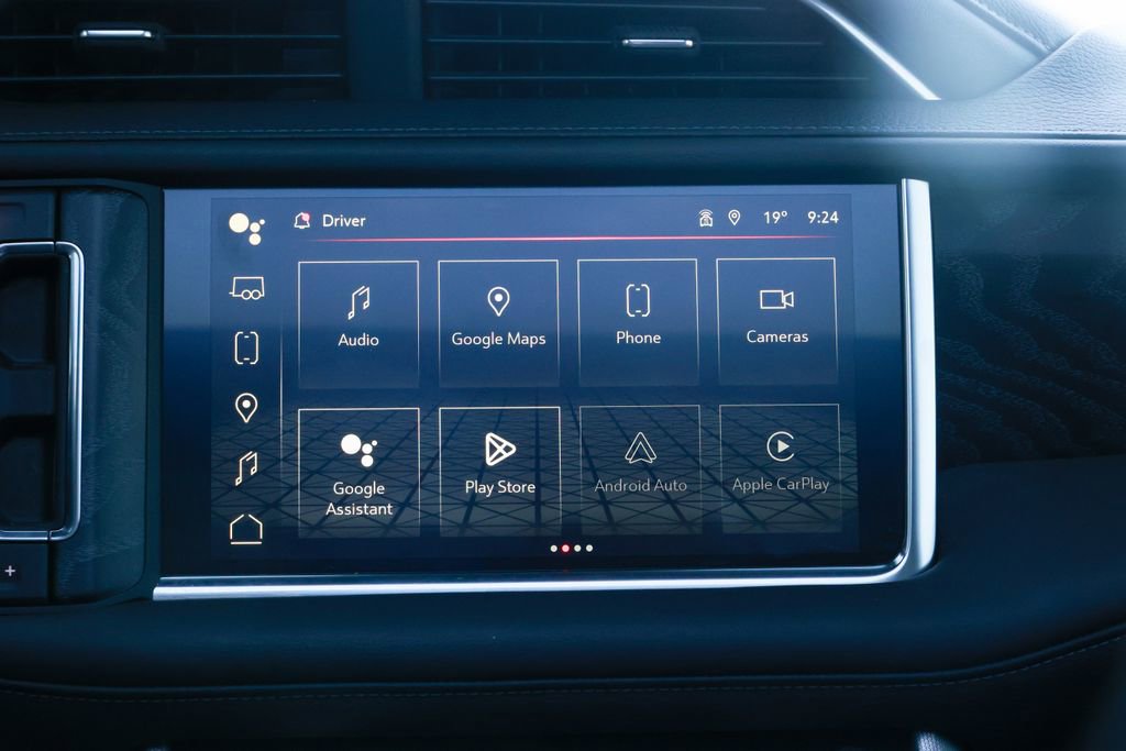 Used 2024 GMC Yukon XL Denali w/ Advanced Technology Package image 41