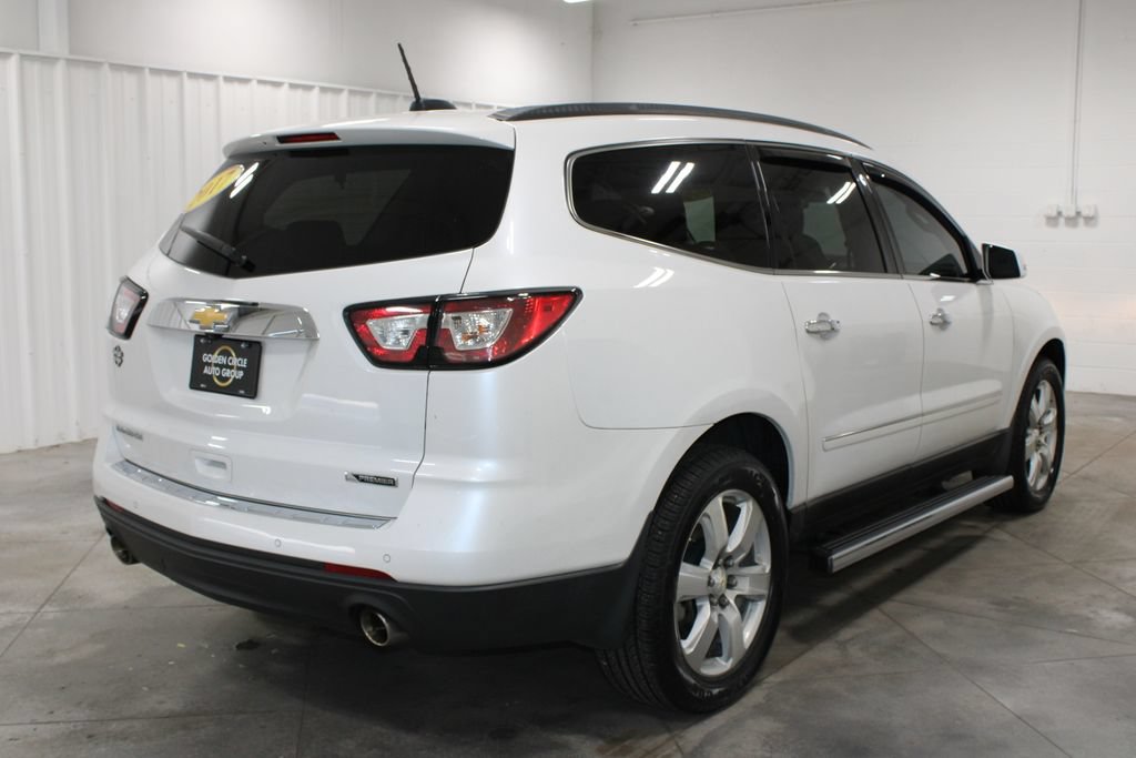 Used 2017 Chevrolet Traverse Premier FWD image 9
