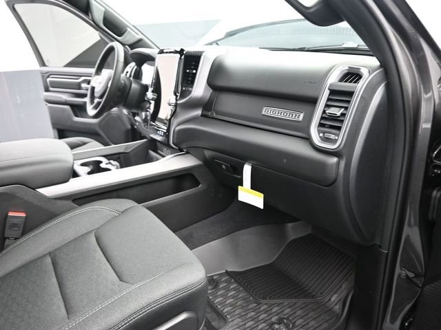 New 2026 RAM 1500 4x4 Crew Cab image 22