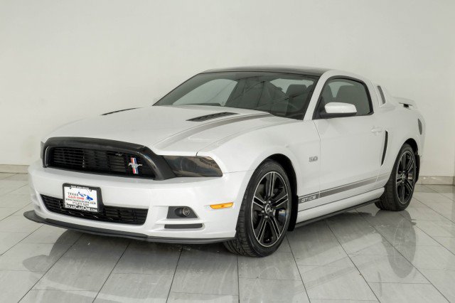 Used 2014 Ford Mustang GT Premium w/ Electronics Package RWD image 4