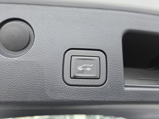 New 2026 Chevrolet Equinox LT w/ Convenience Package II image 16