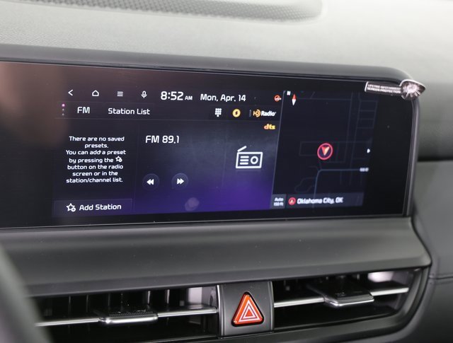 New 2025 Kia Seltos SX w/ SX Sunroof Package image 17