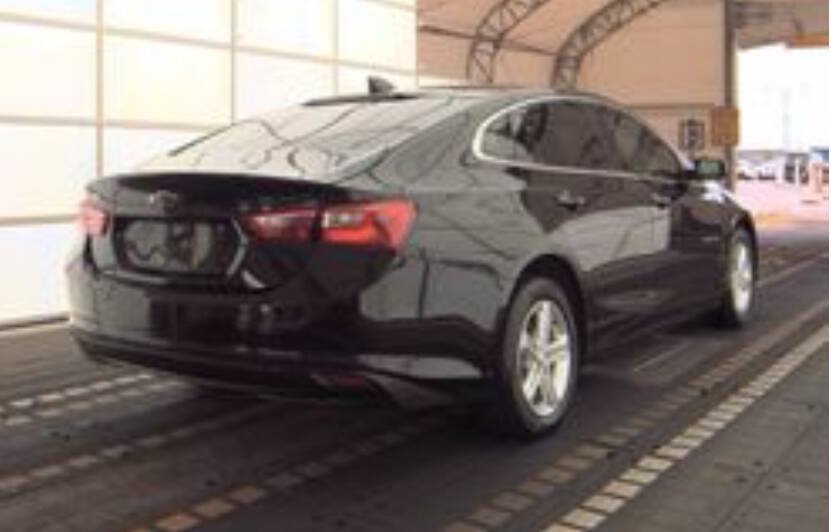 Used 2022 Chevrolet Malibu LS FWD image 3
