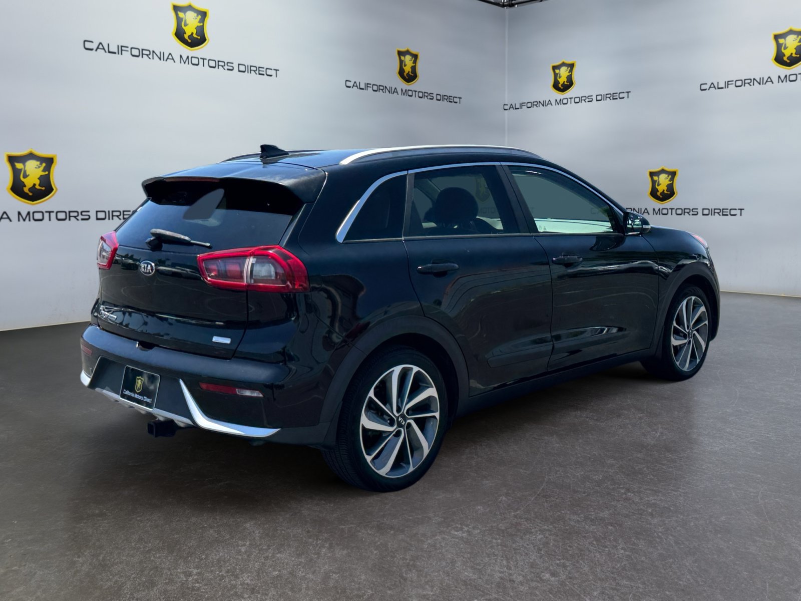 Used 2019 Kia Niro Touring FWD image 5