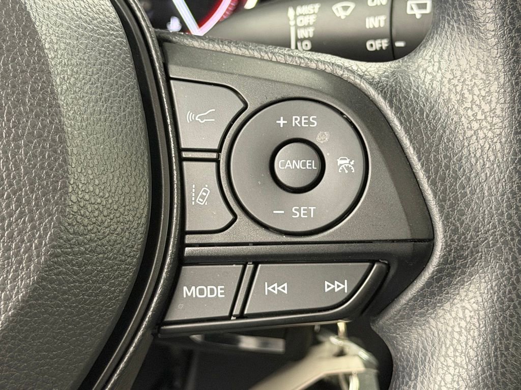 Certified 2025 Toyota RAV4 LE FWD image 26