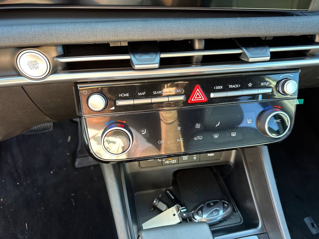 New 2025 Hyundai Tucson XRT FWD image 30