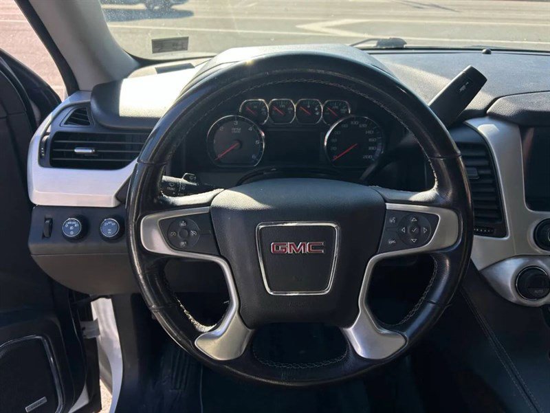 Used 2018 GMC Yukon SLE image 10