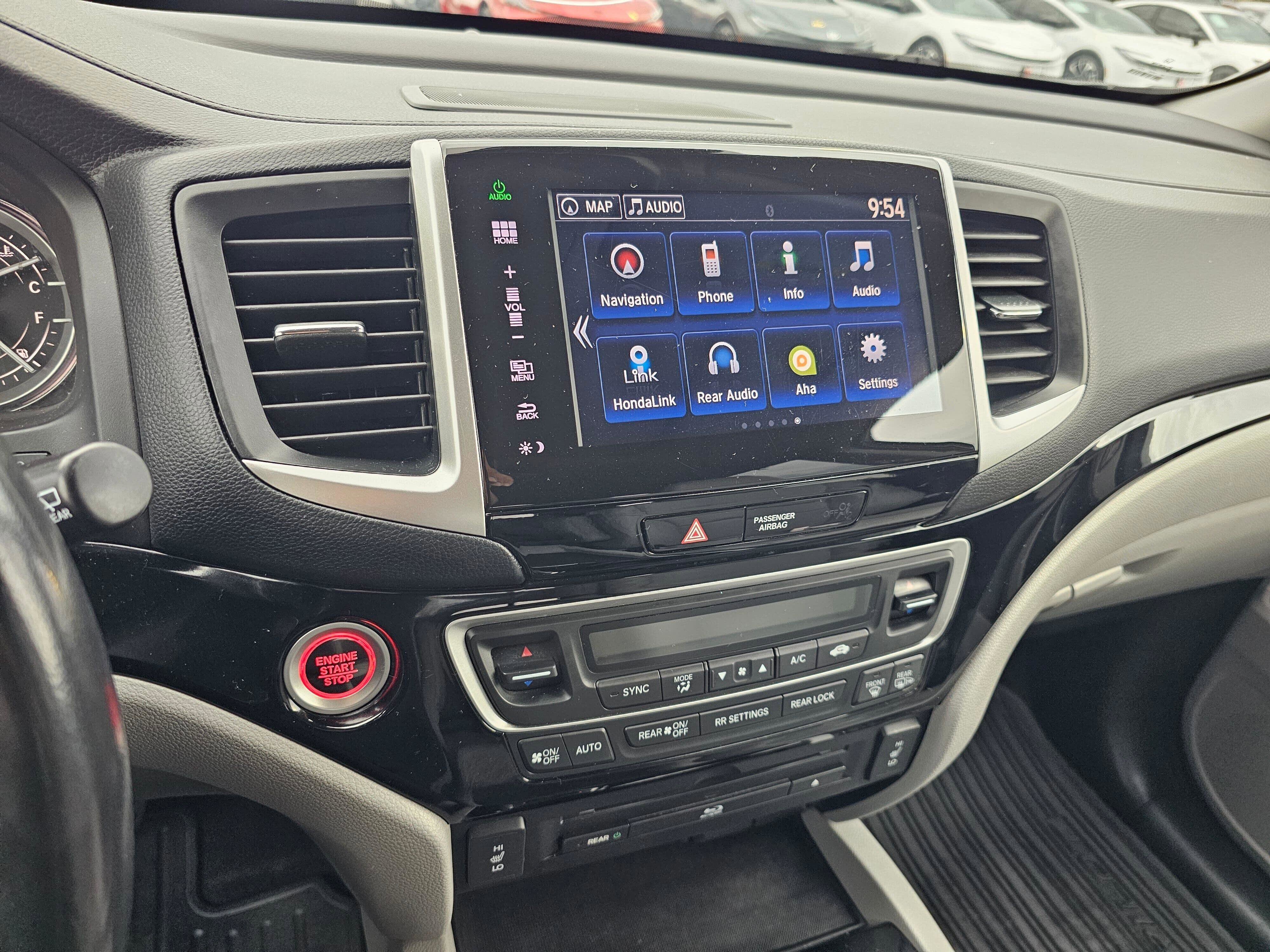 Used 2016 Honda Pilot Touring image 23