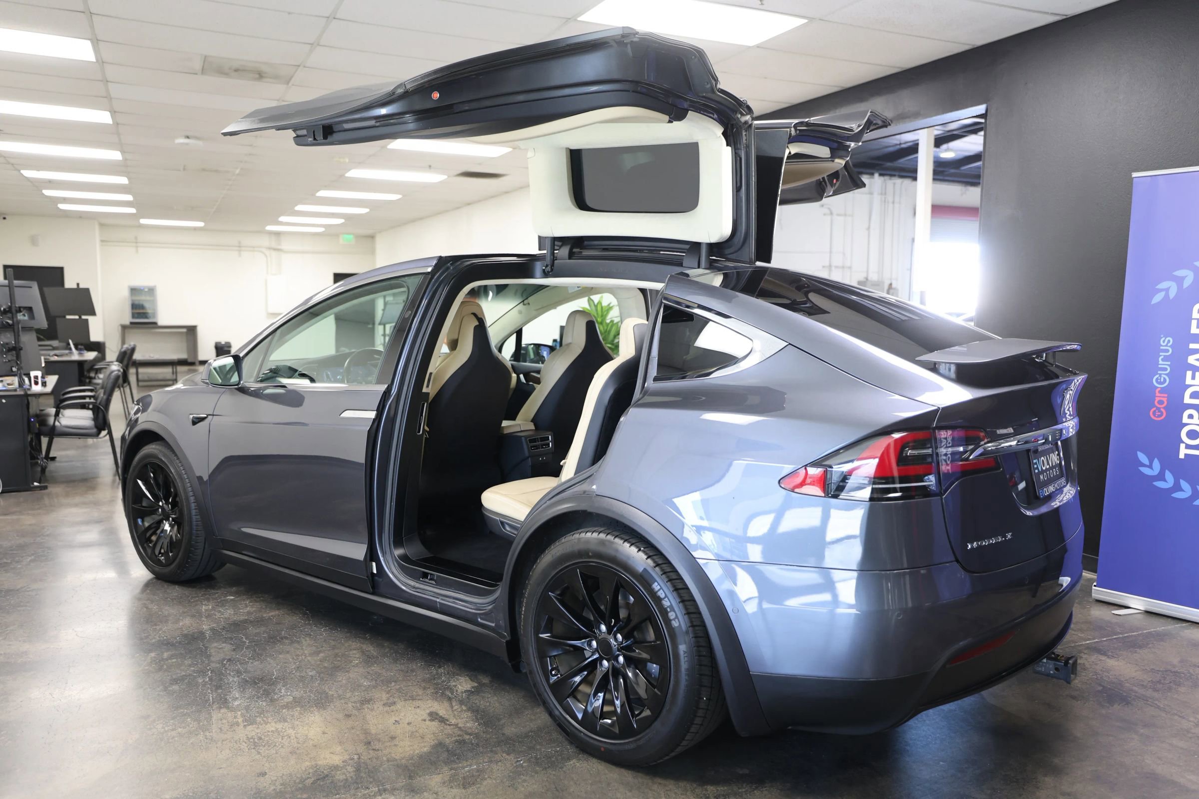 Used 2017 Tesla Model X 100D image 13