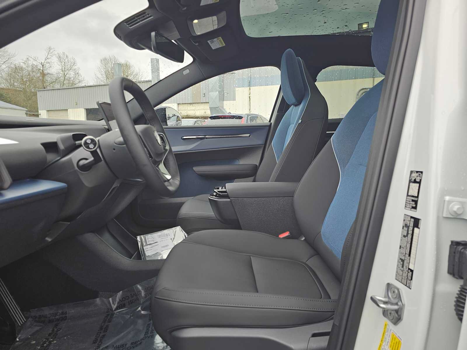 New 2026 Volvo EX30 Cross Country Ultra w/ Protection Package Premier AWD/4WD image 22