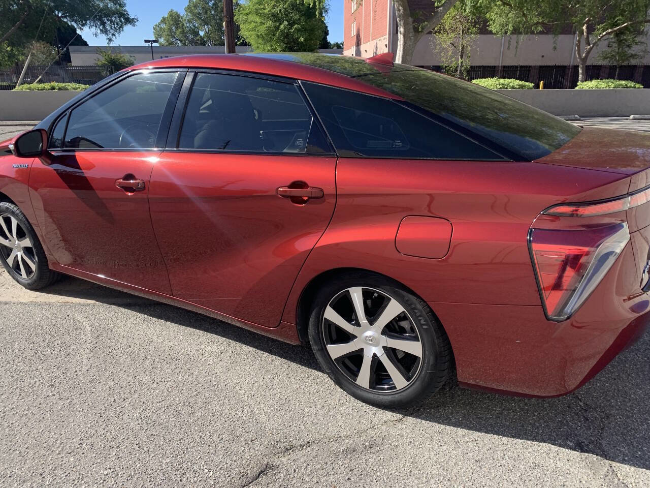 Used 2018 Toyota Mirai image 13
