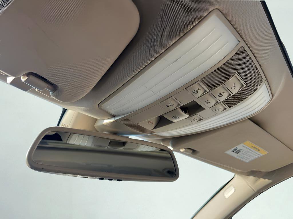 Used 2015 Mercedes-Benz E 350 4MATIC Sedan image 41