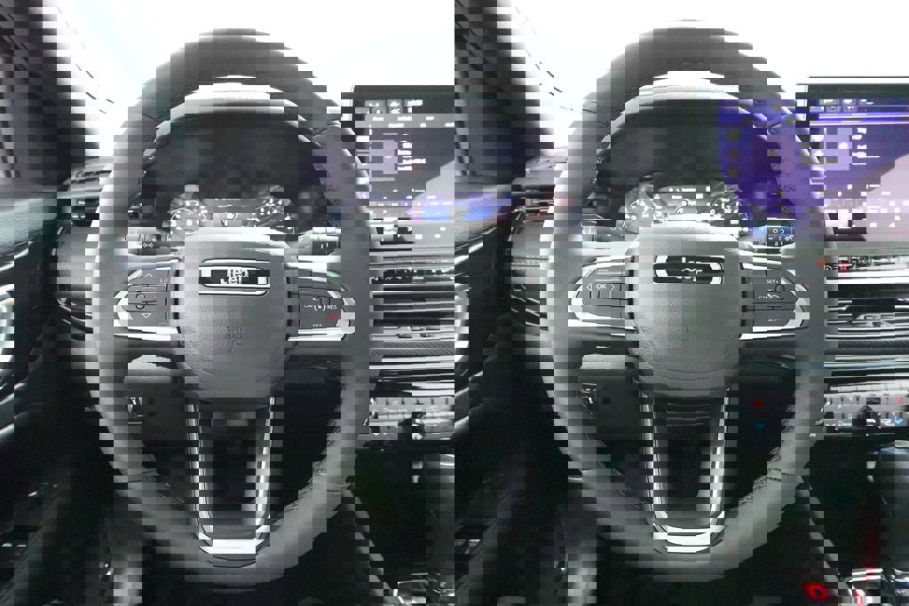 New 2026 Jeep Compass Latitude w/ Sun and Sound Group image 10