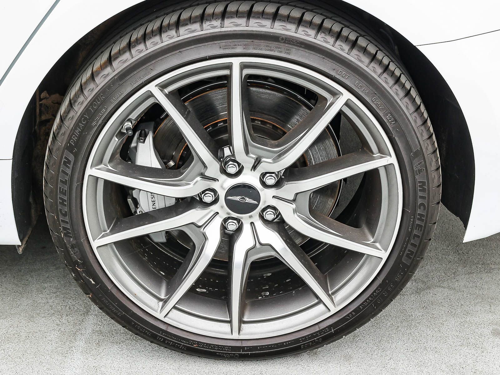 Used 2025 Genesis G70 2.5T AWD/4WD image 8